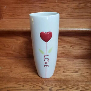 LOVE white vase‎ with red heart